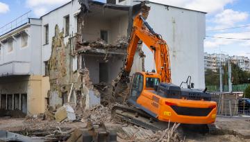 5 Reasons for Hiring a Professional Demolition Contractor