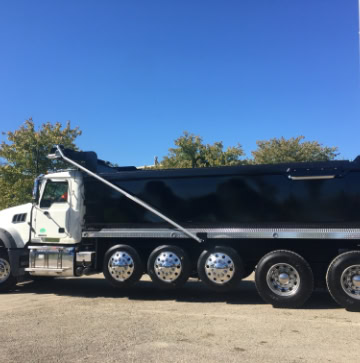 2022- Mack Granite #001