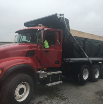 2007 - Mack Tri-Axle Dump Truck - #027