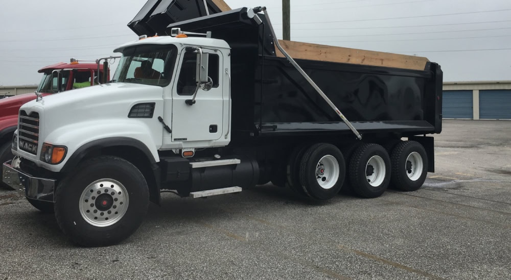 2004 - Mack Tri-Axle Dump Truck - #003